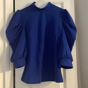 Women gigot sleeves